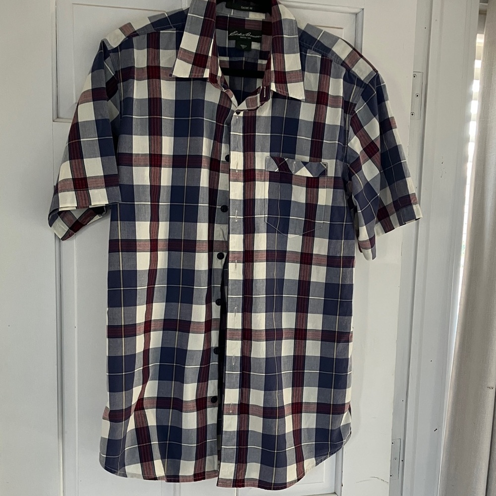 Eddie Bauer Short-Sleeve Plaid Button-Down — Navy, White & Burgundy